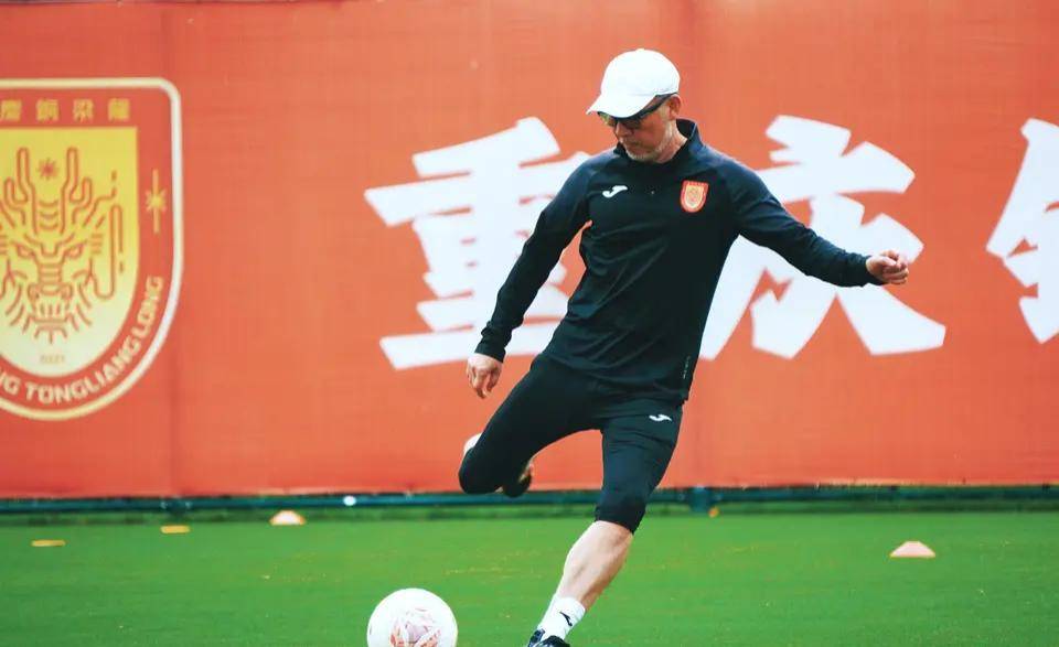 开云娱乐-关于中超今晚再迎强敌，皇家马德里完成体检，主帅态度：态度坚定，赛季目标并未改变的信息