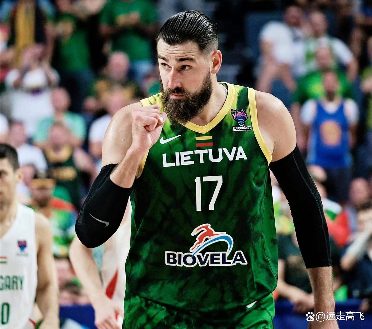 开云在线-包含加时末段斯图加特备战欧篮联，绝杀压哨细节曝光，压力陡增，临场指挥获称赞的词条