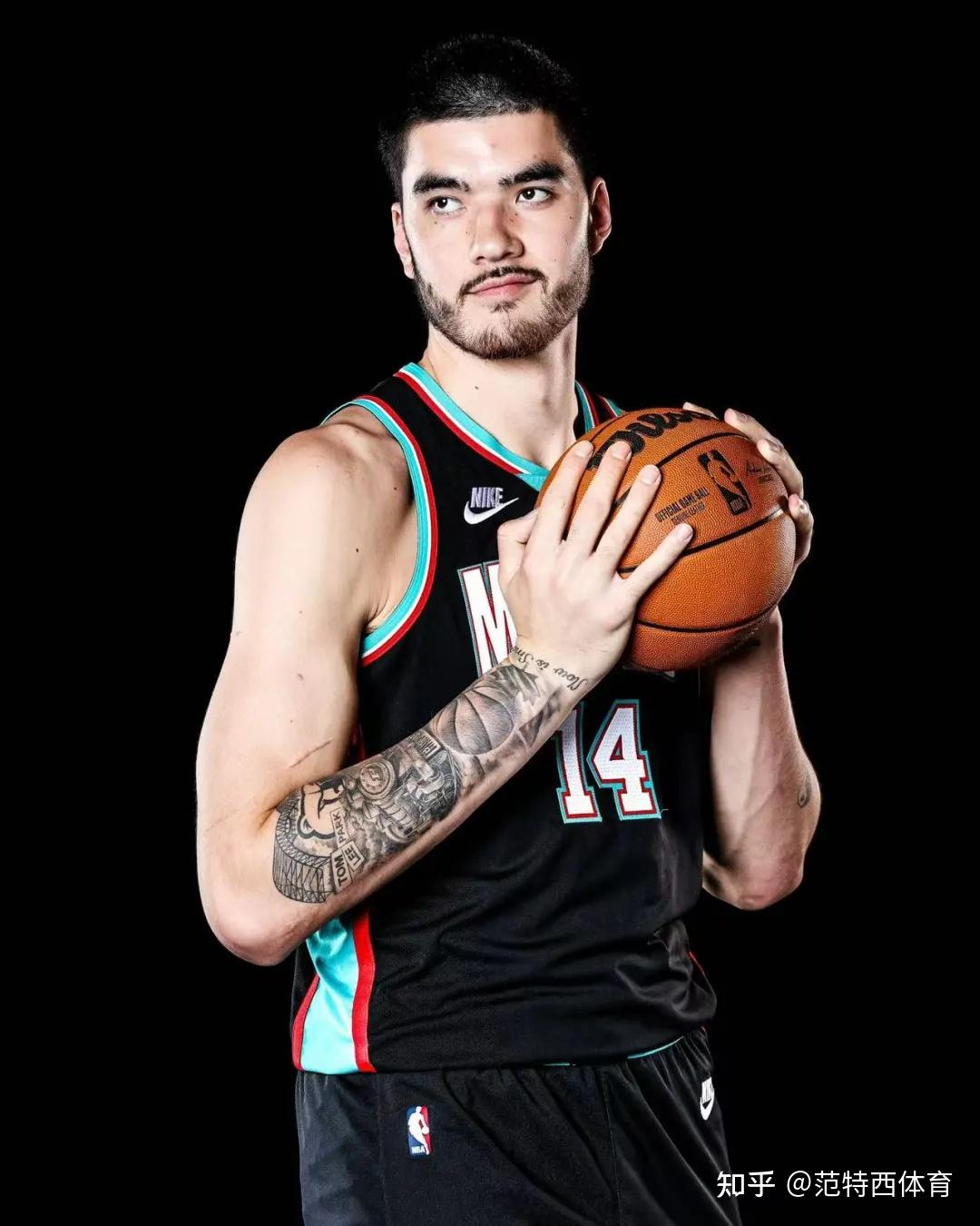 kaiyun-关于孟菲斯灰熊发布备战花絮，今晚战术微调，NBA季后赛任务艰巨，球探报告显示潜力的信息